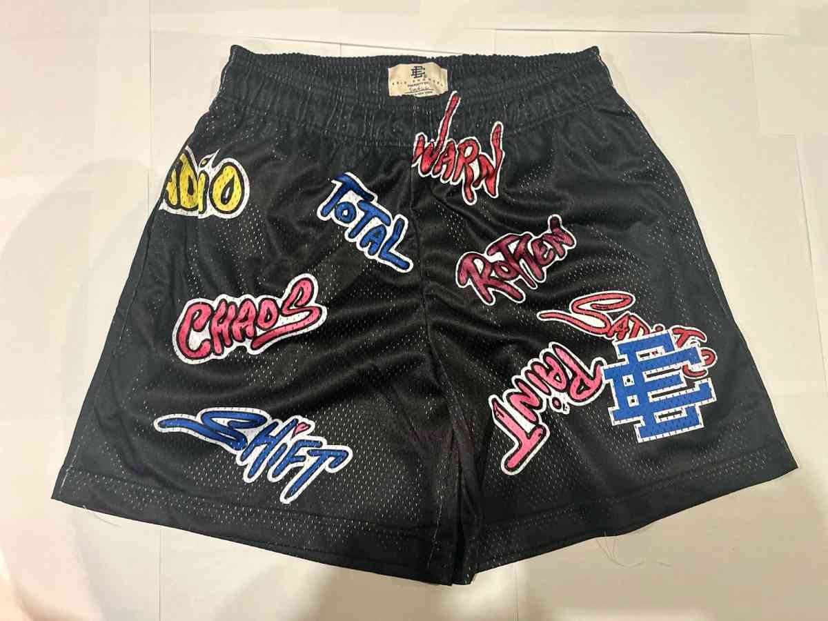 SIZE LARGE SHORTS FOR MEN send me offers - Jamaica, New York - FleaMarketBay