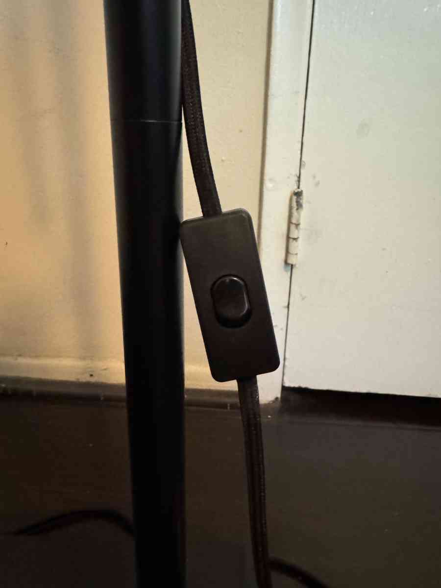 72 in Classic Black MidCentury Modern Lamp - Valley Village, California - FleaMarketBay