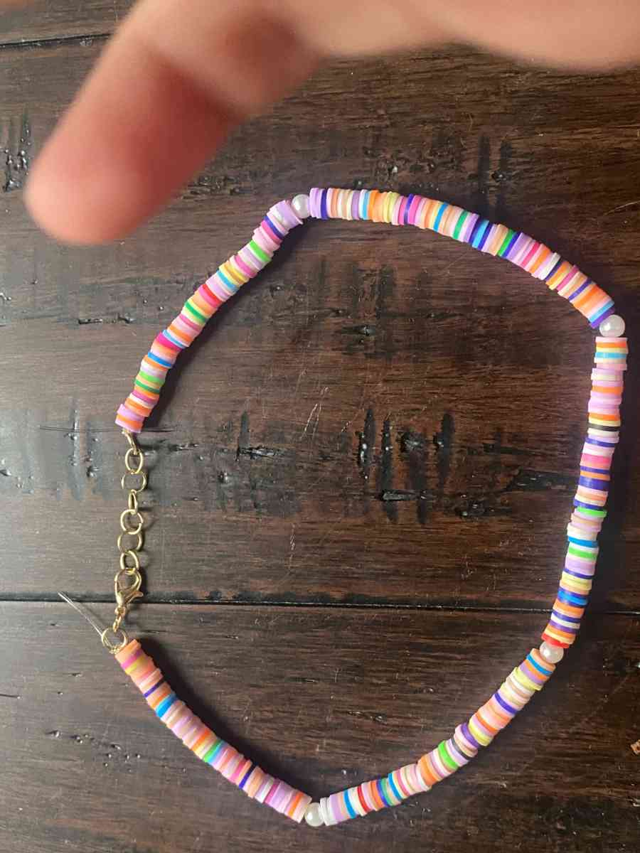 Beachy orangey necklace with pearls with different levels - Fort Worth, Texas - FleaMarketBay