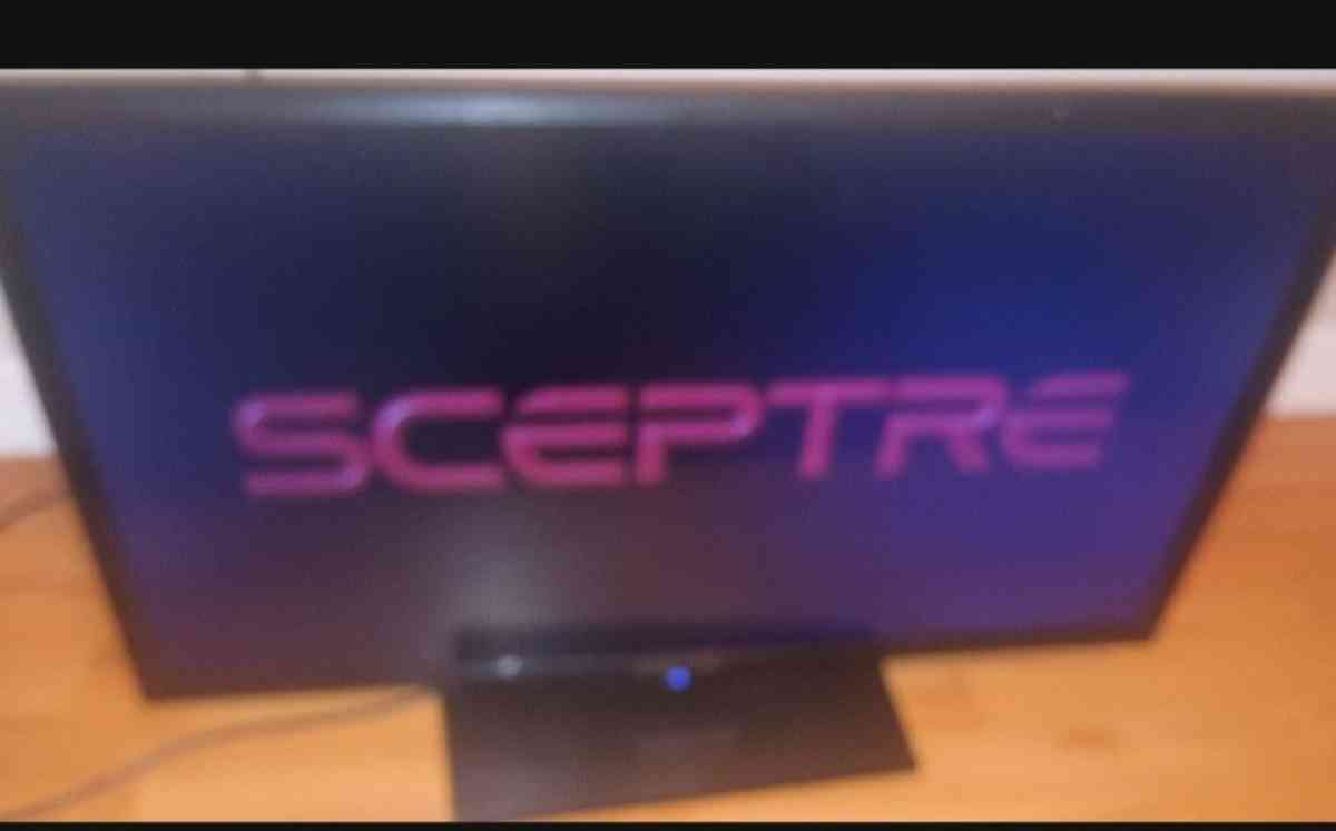 32 Inch Spectre TV