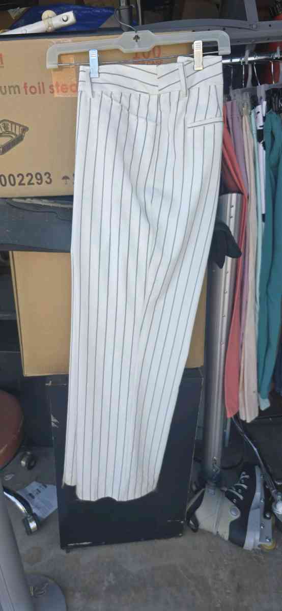 womens pants - Las Vegas, Nevada - FleaMarketBay