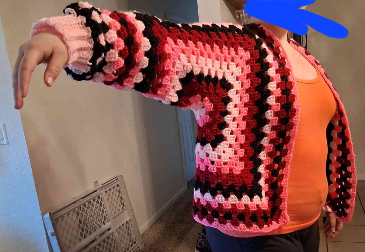 hexagon cardigan handmade - Comstock, Michigan - FleaMarketBay