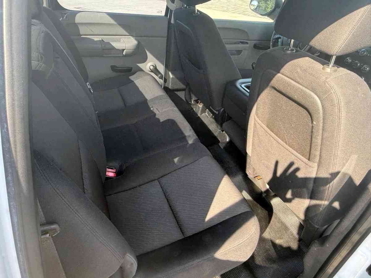 2013 CHEVROLET SILVERADO - Houston, Texas - FleaMarketBay