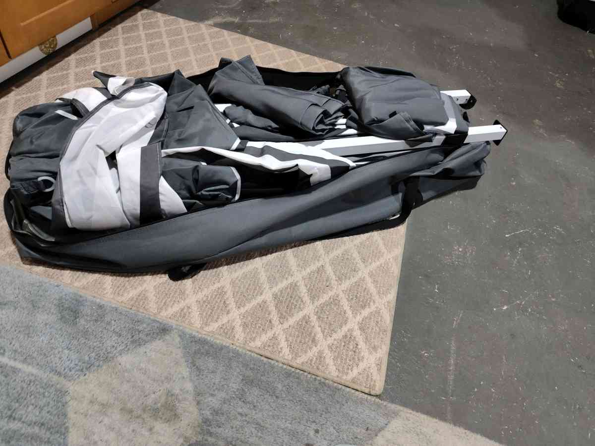 tent or banner - Alicia, Arkansas - FleaMarketBay