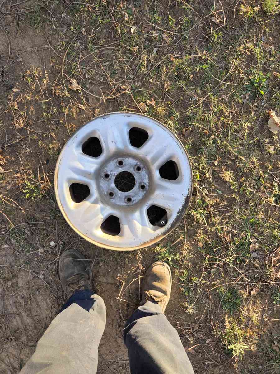 2006 nissan titan wheels - Elkton, Virginia