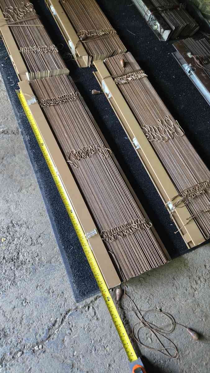 35 inch W home wooden blinds - Fort Worth, Texas - FleaMarketBay
