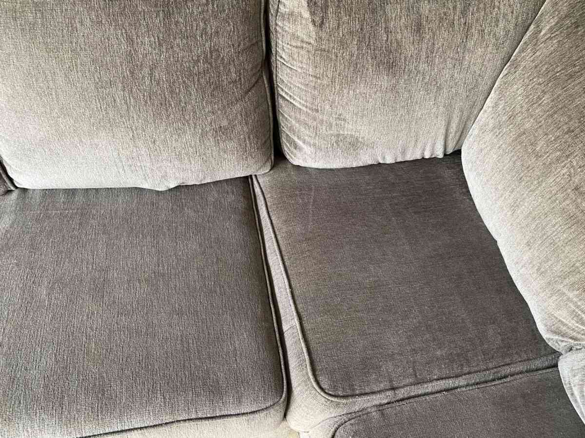 Ashley Furniture Altari Fabric 2 pc Sectional - Frostproof, Florida - FleaMarketBay