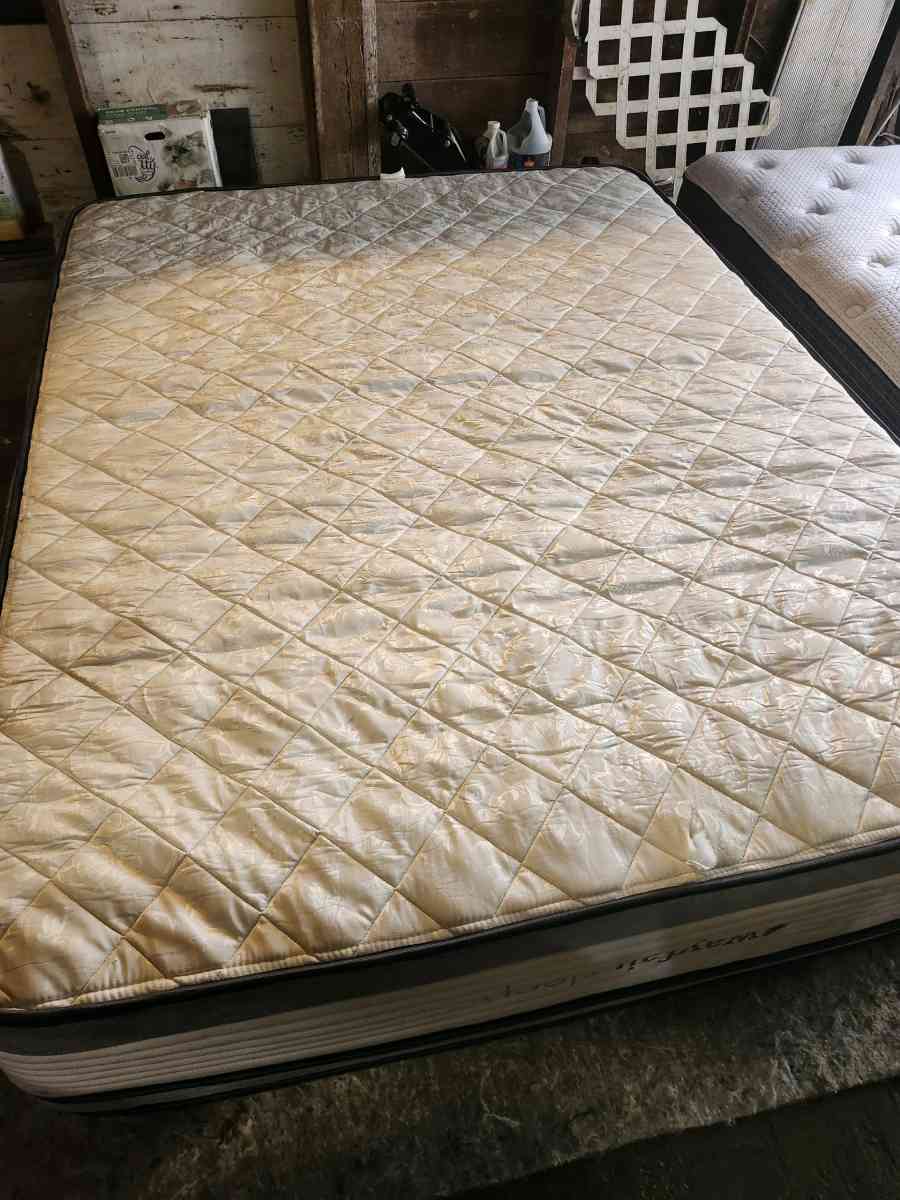 mattresses - Alicia, Arkansas - FleaMarketBay
