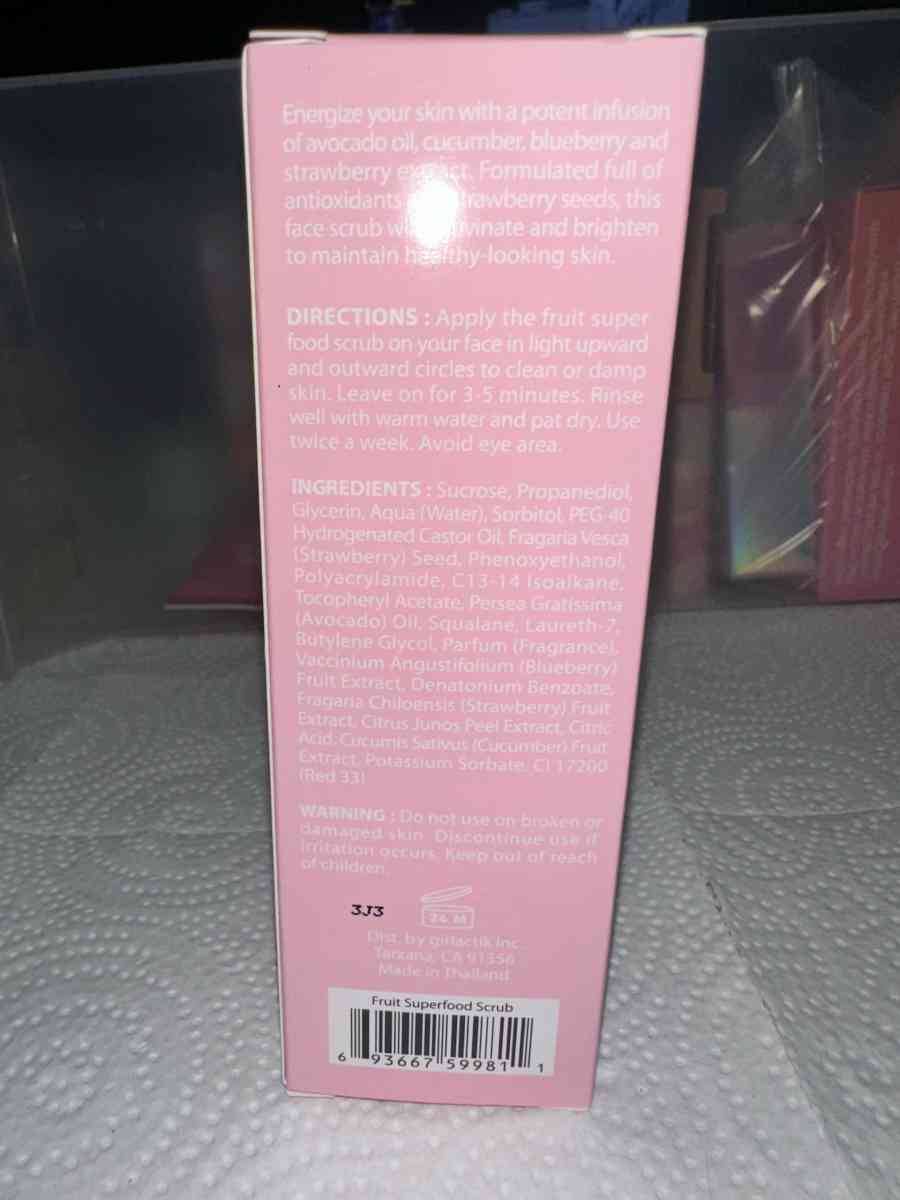 Girlactik Fruit Superfood Sugar Face Scrub - Round Lake, Illinois - FleaMarketBay