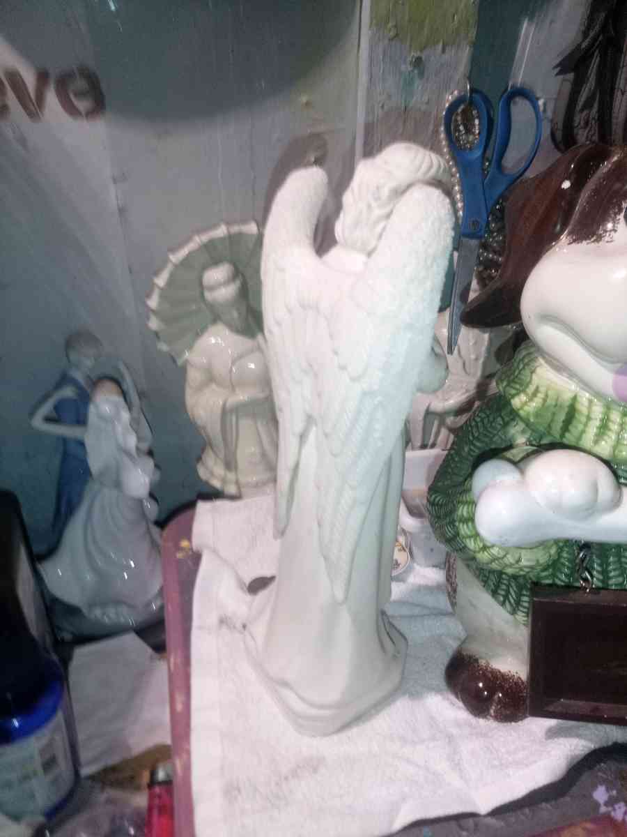 12in ceramic angel - Osage, Oklahoma - FleaMarketBay