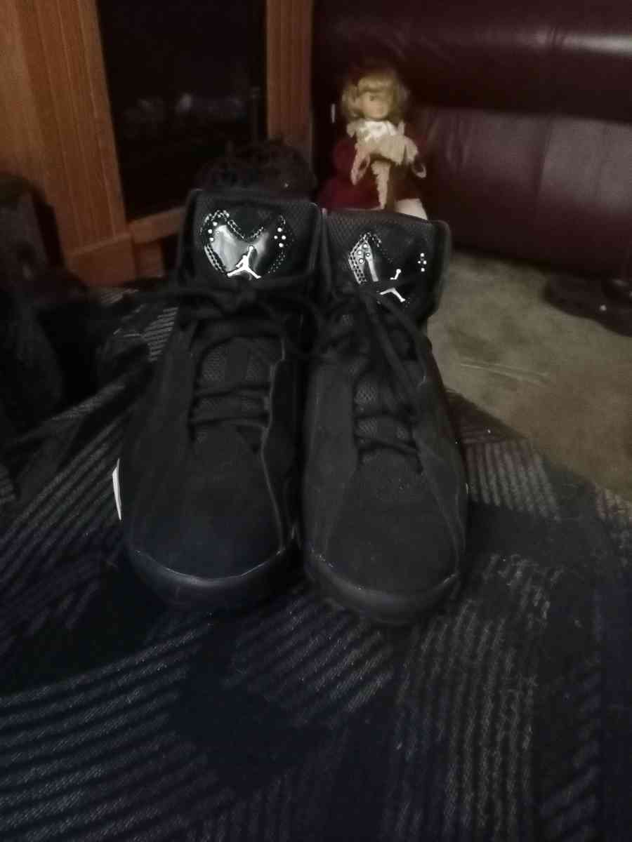 Jordans true flights size 10 in mens - Dayton, Ohio - FleaMarketBay