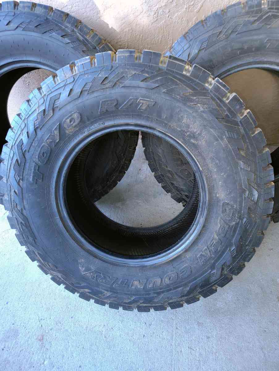 17inch truck tires - Albuquerque, New Mexico - FleaMarketBay