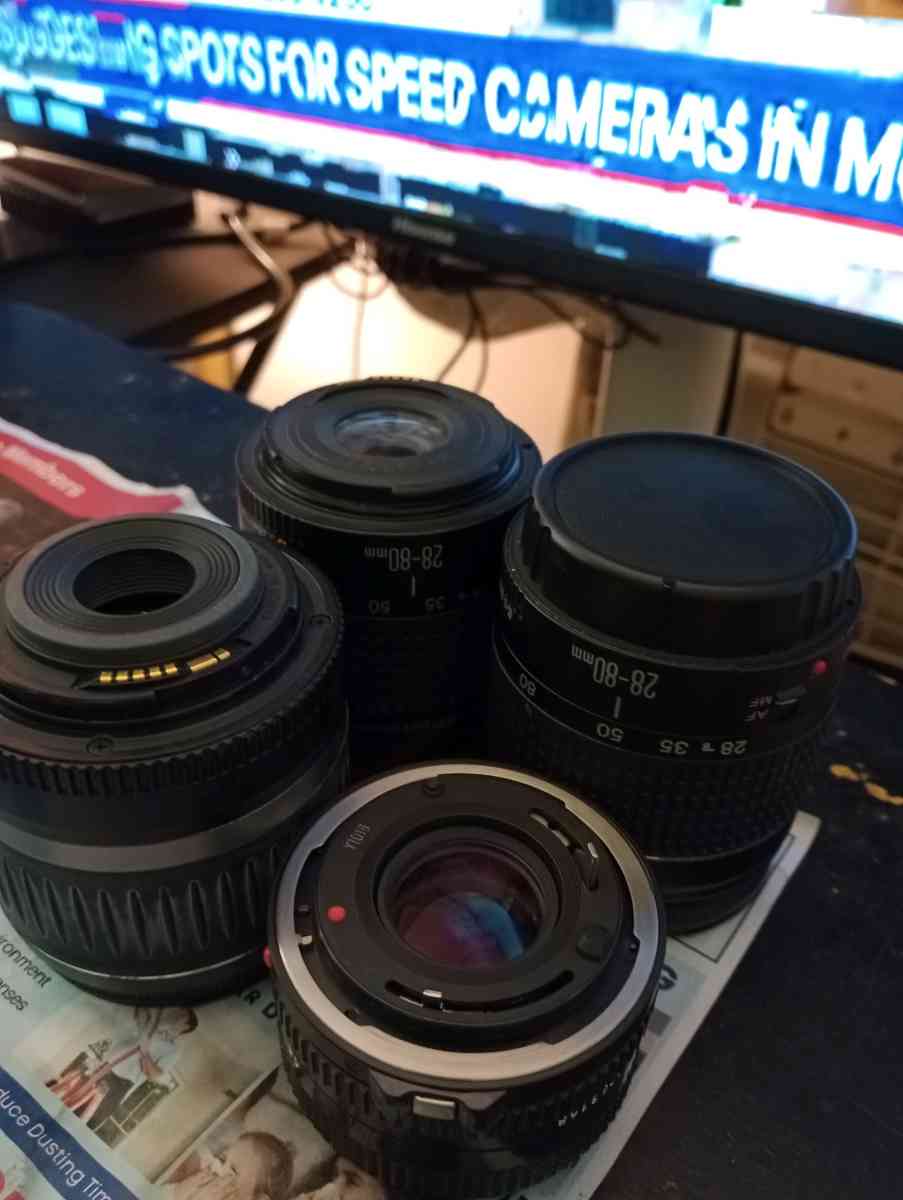 Canon DSLR Camera Lenses BUNDLE - Washington Navy Yard, District of Columbia - FleaMarketBay