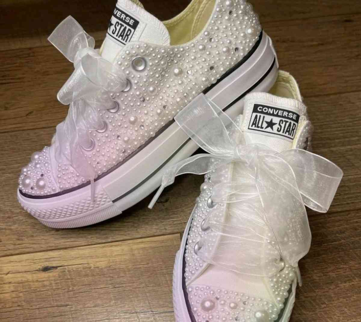 hand embellished rhinestoned shoes and accessories - Richland, Washington - FleaMarketBay