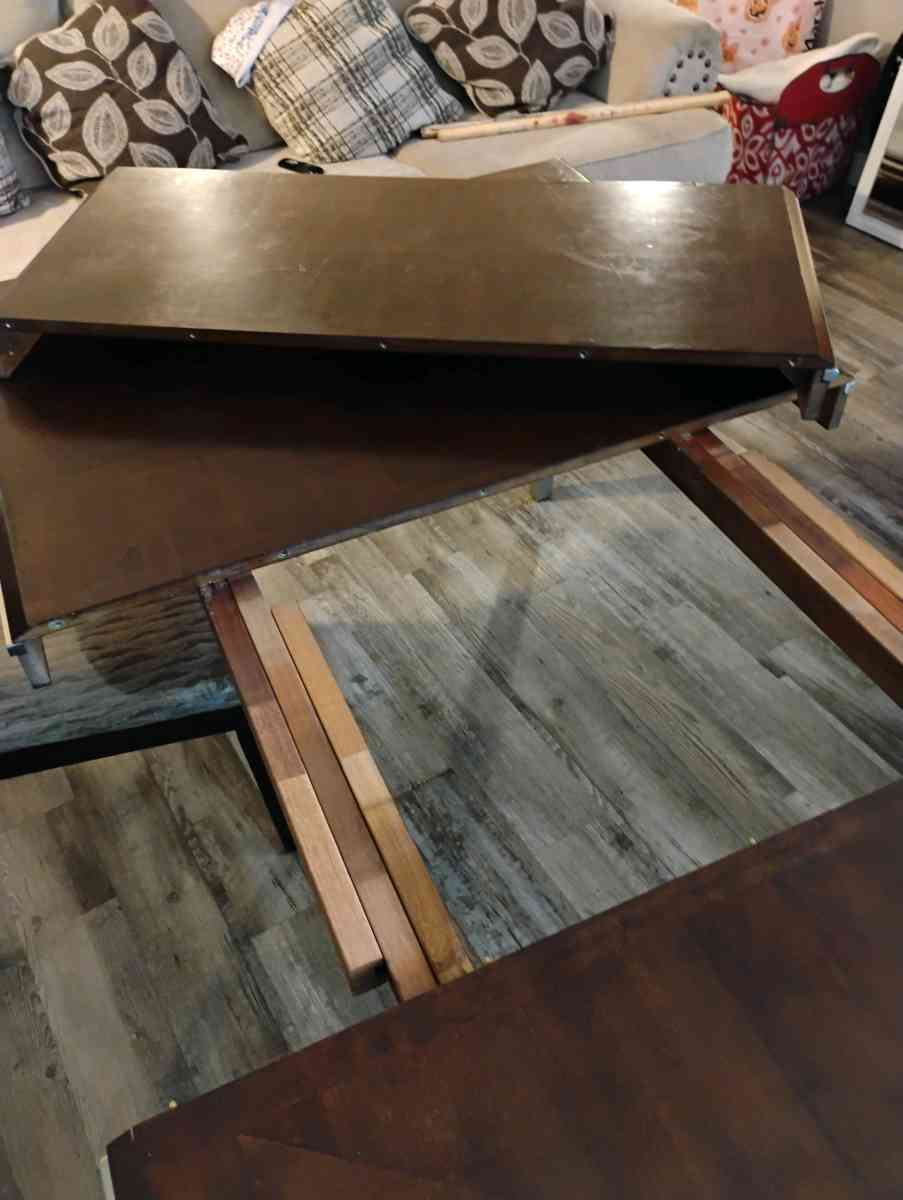 comedor - Garland, Texas - FleaMarketBay