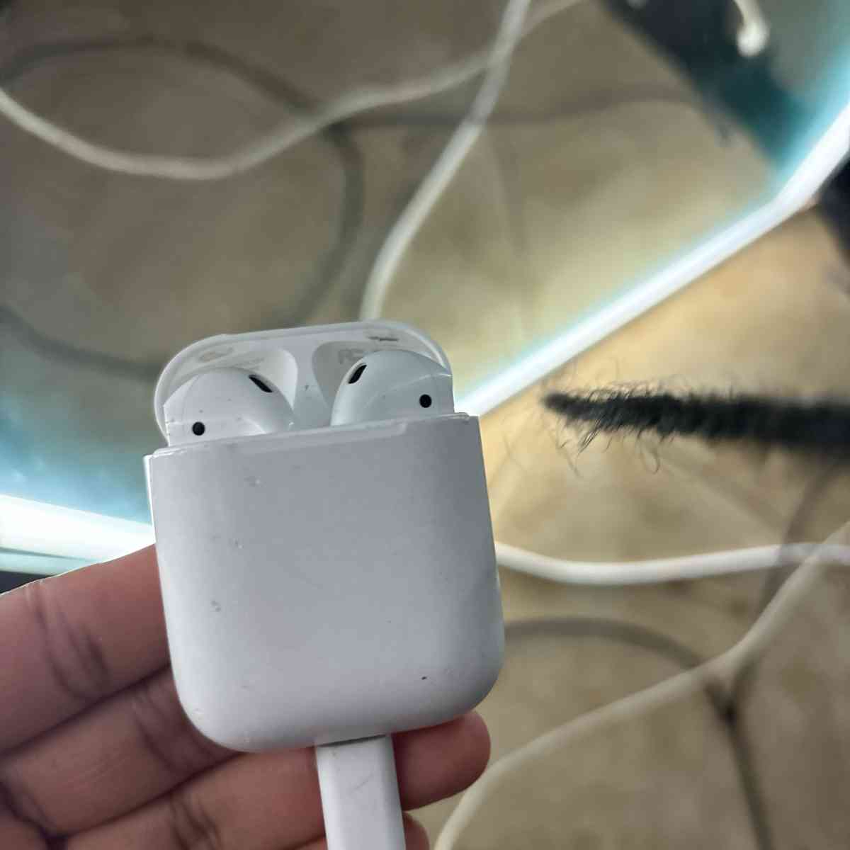 air pods - Fort Lauderdale, Florida - FleaMarketBay