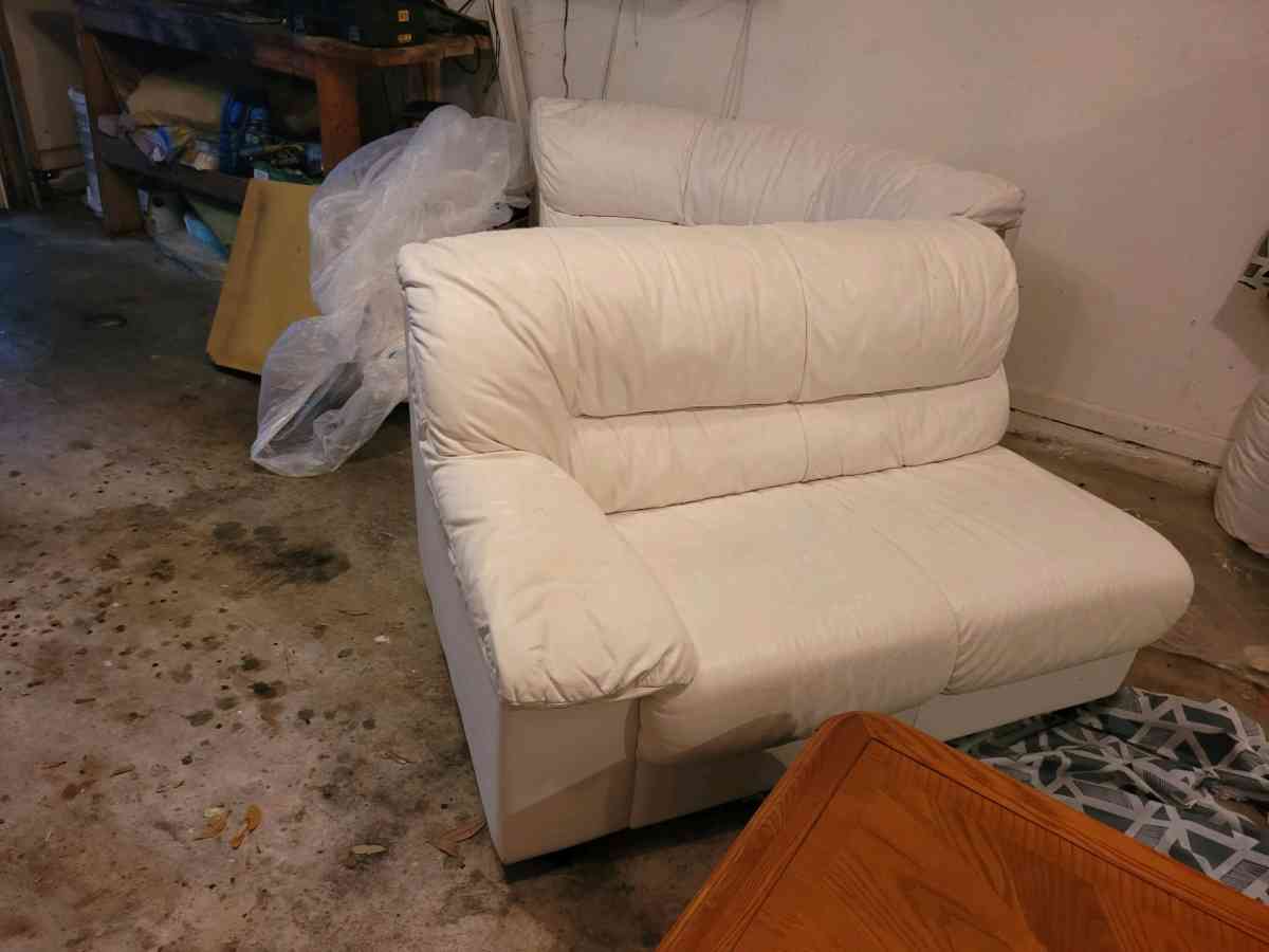 WHITE ITALIAN SECTIONAL SOFA - Palm Bay, Florida - FleaMarketBay
