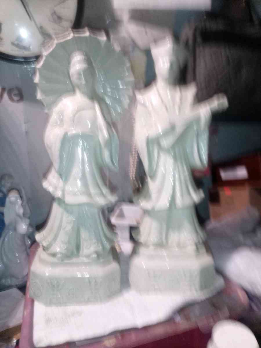 porcelain antique emperor and empress - Osage, Oklahoma - FleaMarketBay