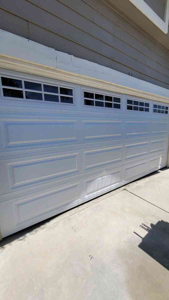 garage door repair - Palmdale, California - FleaMarketBay