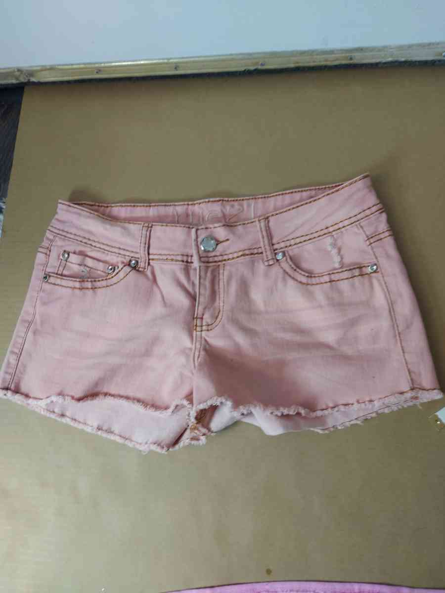 RUE 21 Mauve Jean Short Size 9 - Atlanta, Georgia