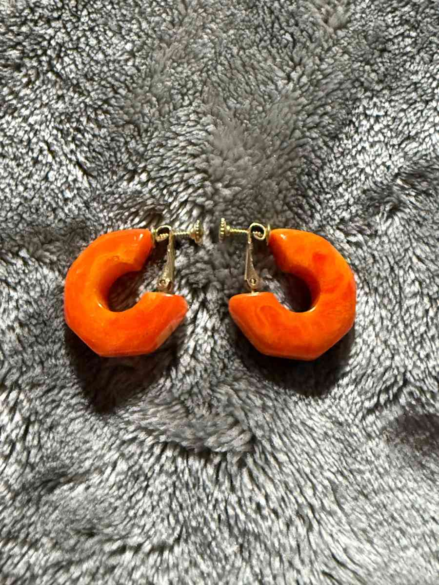 Vintage Bakelite Earrings CROSSPOSTED - Manitou Beach, Michigan