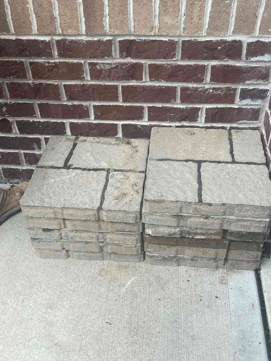 patio pavers - Greenwood, Indiana - FleaMarketBay