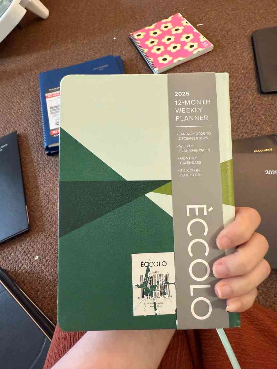 2025 calendars - Hellertown, Pennsylvania - FleaMarketBay