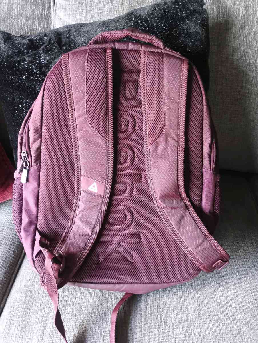 Reebok Maroon Spellbinding Womens Backpack - Frostproof, Florida - FleaMarketBay