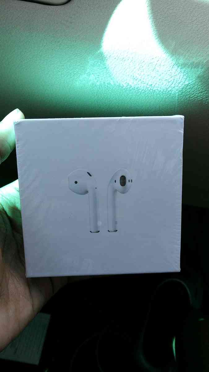 apple Airpods generation 2 - Las Vegas, Nevada - FleaMarketBay