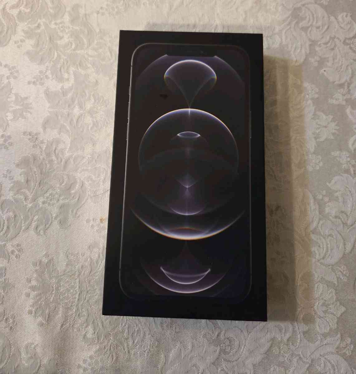 iPhone 6 Plus  16GB ATT - Port Arthur, Texas - FleaMarketBay