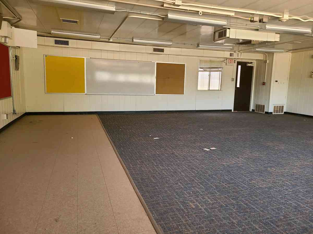 aps portable classroom with bathroom - Albuquerque, New Mexico - FleaMarketBay