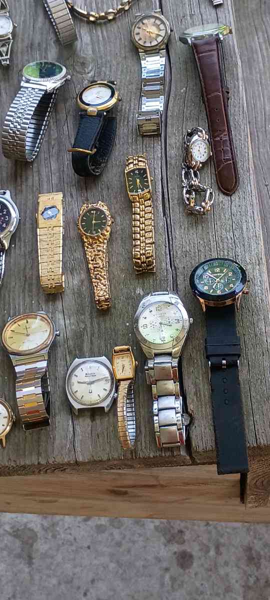 Lot watches