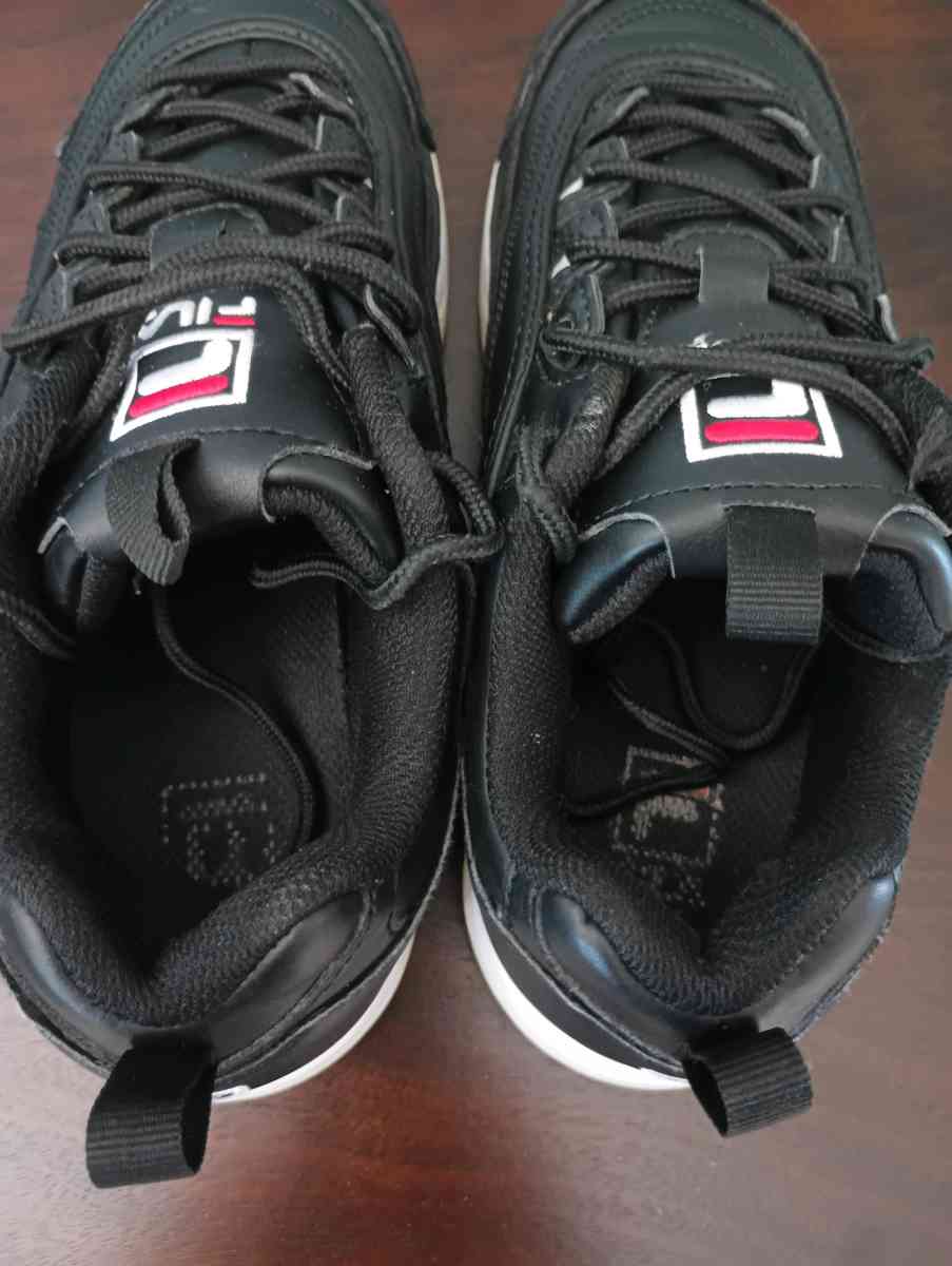 FILA Shoes Womens Sneaker size 8 Low Top Leather Lace Up Ath - Frostproof, Florida - FleaMarketBay
