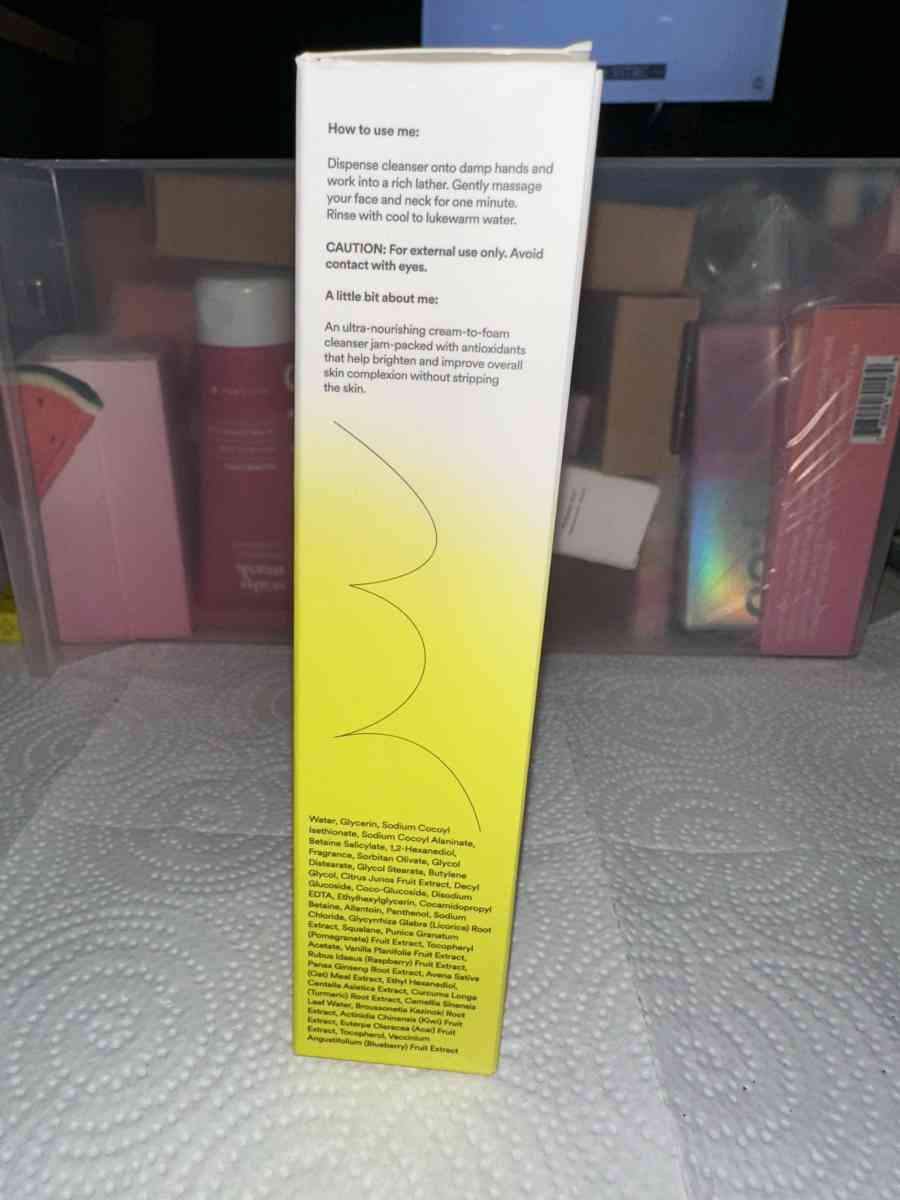 SMOOD calm me down antioxidant cleanser - Round Lake, Illinois - FleaMarketBay