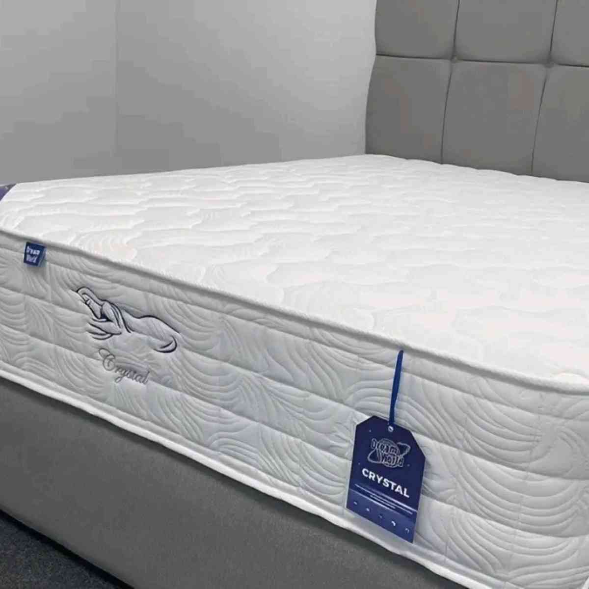 divan bed and mattress - Allen, Kansas