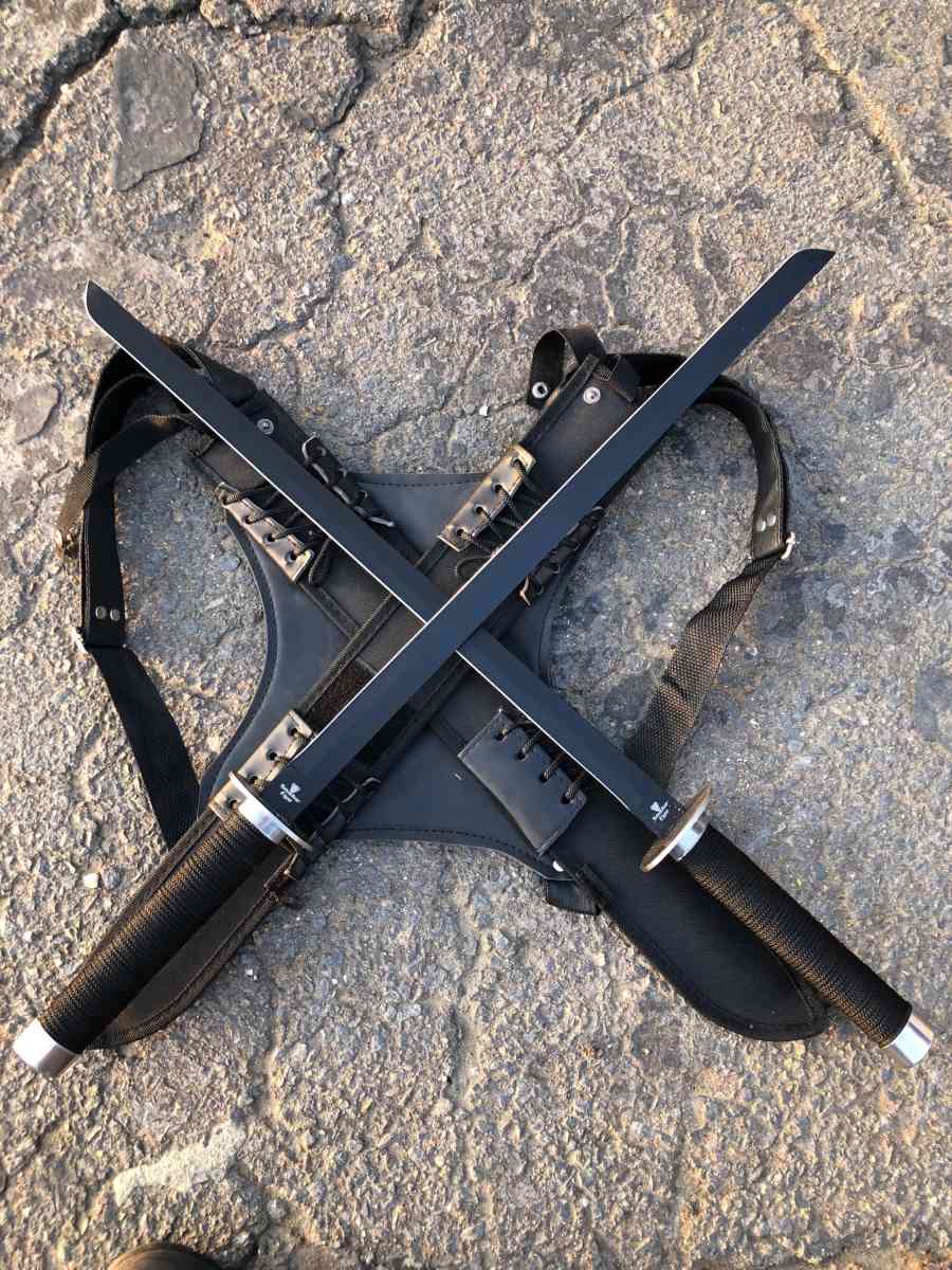 DOUBLE COSPLAY KATANA - Vista, California