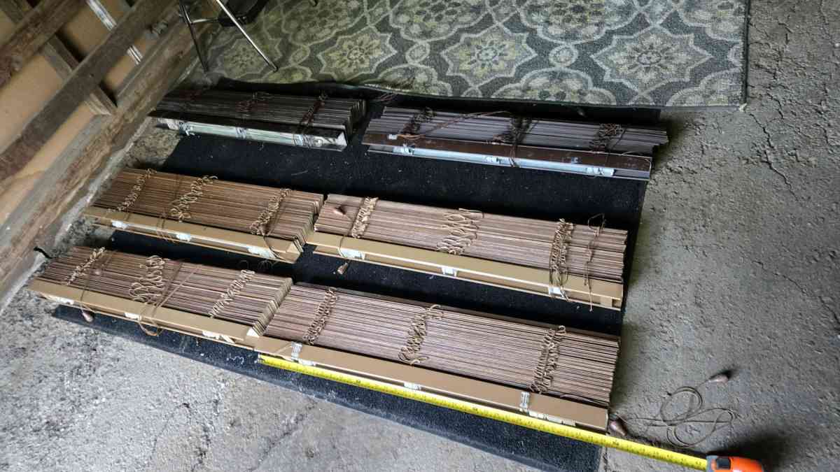 35 inch W home wooden blinds - Fort Worth, Texas - FleaMarketBay