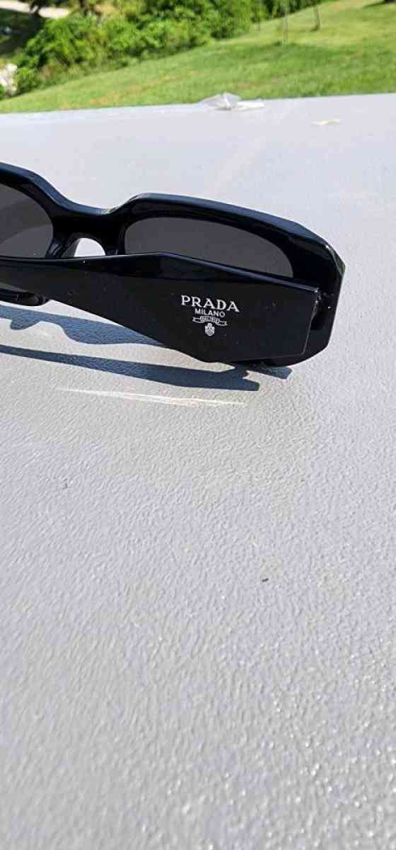 Black Prada Sunglasses - London, Kentucky - FleaMarketBay