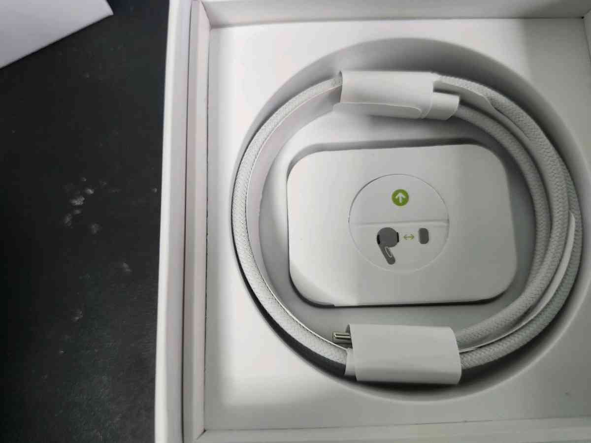 Apple Airpods pro gen 2 - New York, New York - FleaMarketBay