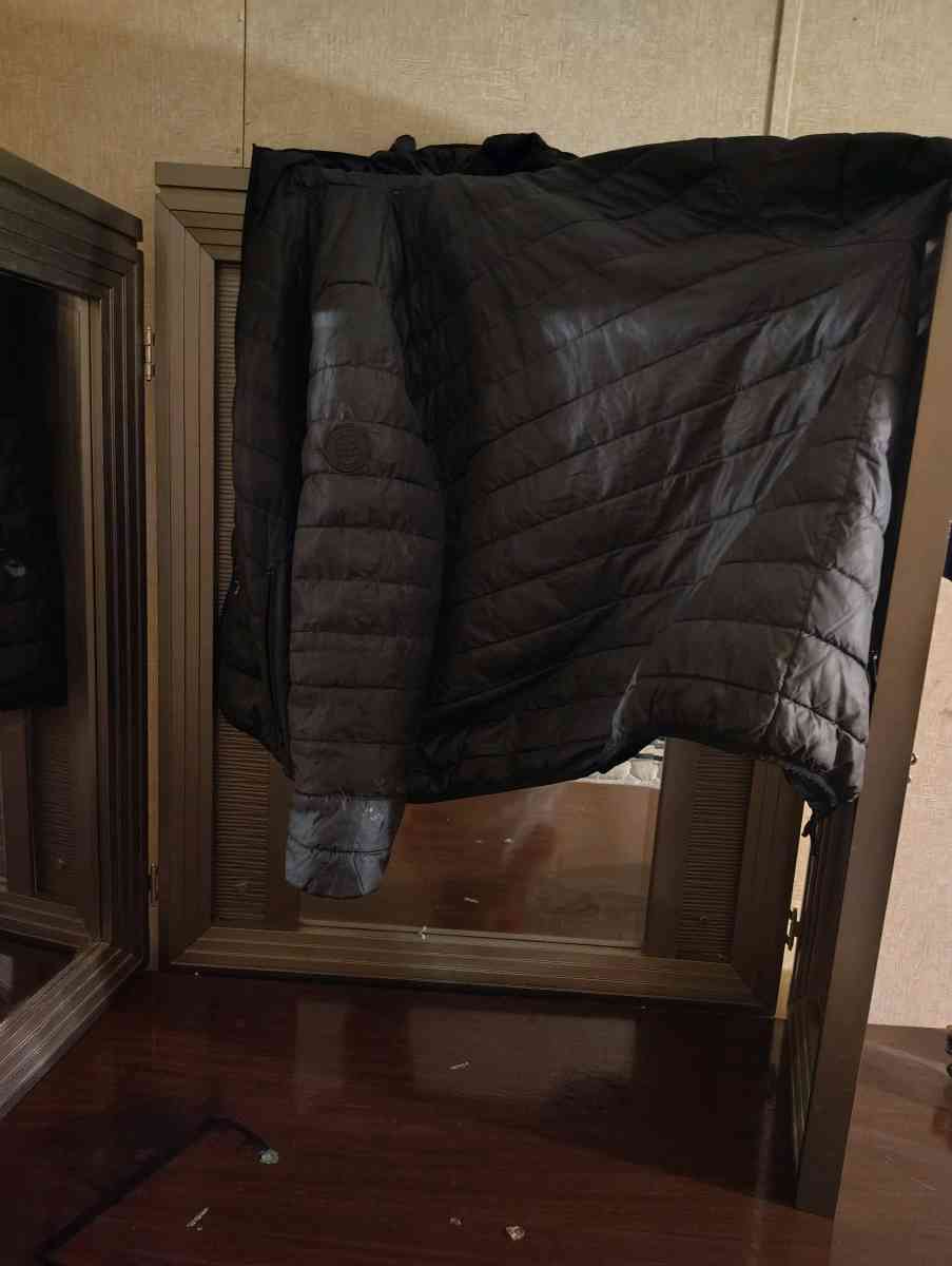 vanity mirror - Los Lunas, New Mexico - FleaMarketBay