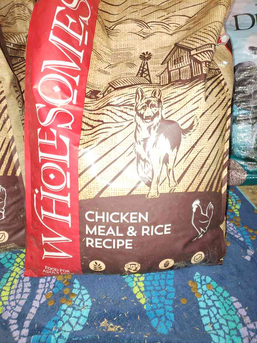 dry cat food dry dog food - Santa Maria, California - FleaMarketBay