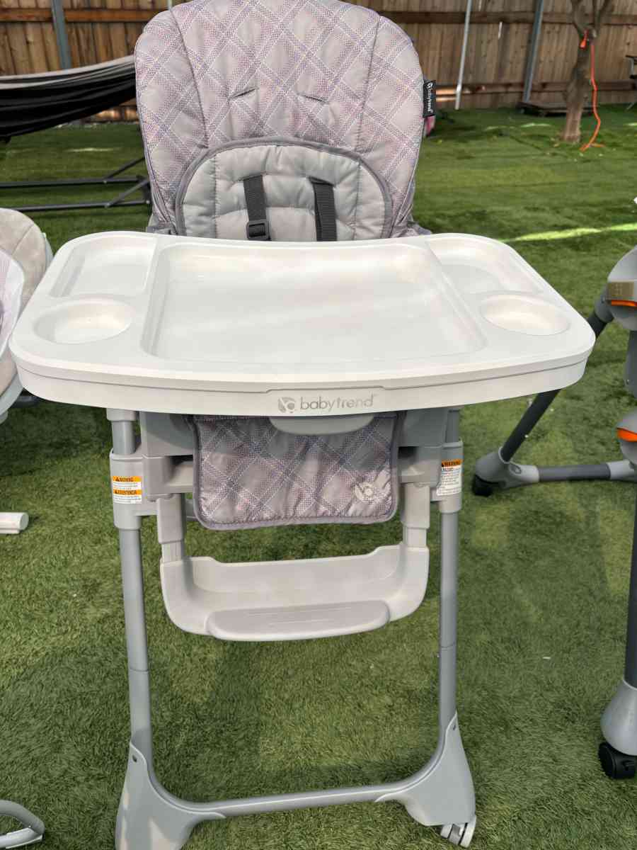 baby high chairs - Pacoima, California - FleaMarketBay