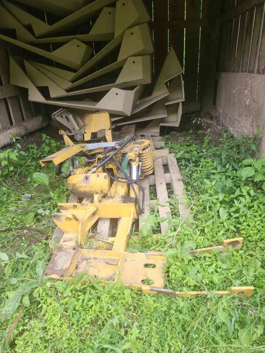 Sickle Bar Mower - Walton, West Virginia