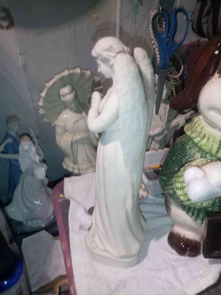12in ceramic angel - Osage, Oklahoma - FleaMarketBay