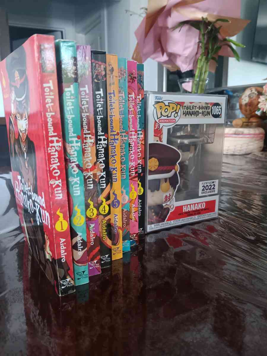 books - Los Angeles, California - FleaMarketBay