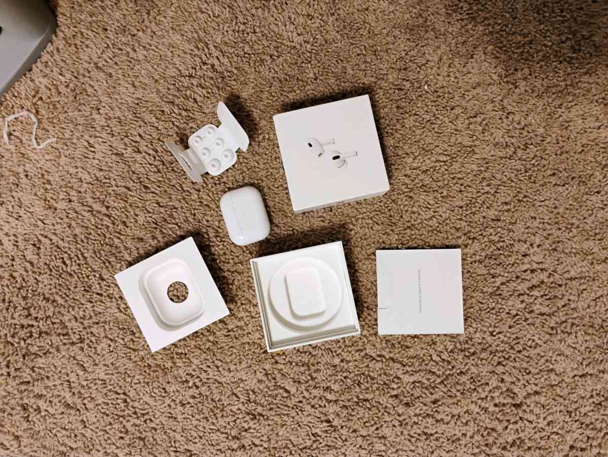 airpods pro 2 - Fort Worth, Texas - FleaMarketBay