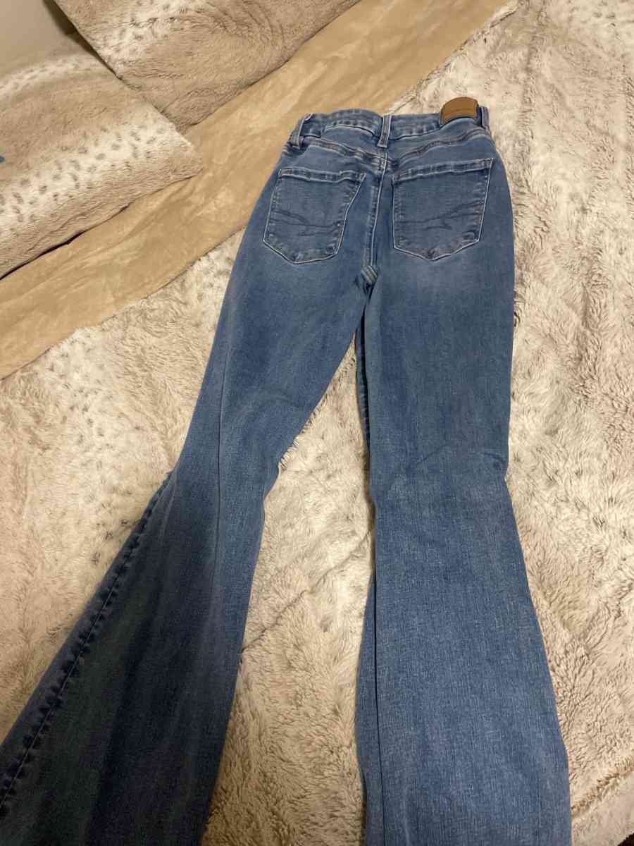 American Eagle Jeans size 2 regular - Yukon, Oklahoma - FleaMarketBay