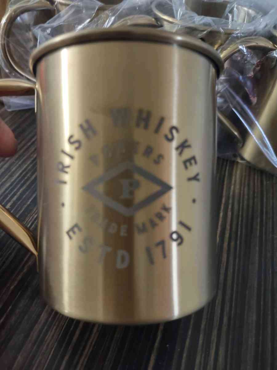 10 metal camping cups - San Antonio, Texas - FleaMarketBay