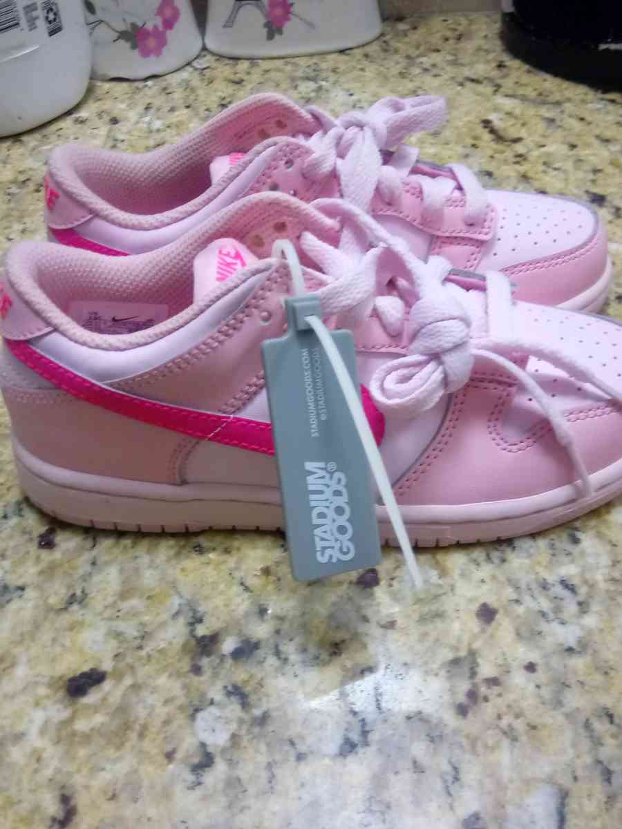 Nike Dunk Low Triple Pink Swoosh Sneakers PreSchool Size 13C - Orlando, Florida - FleaMarketBay