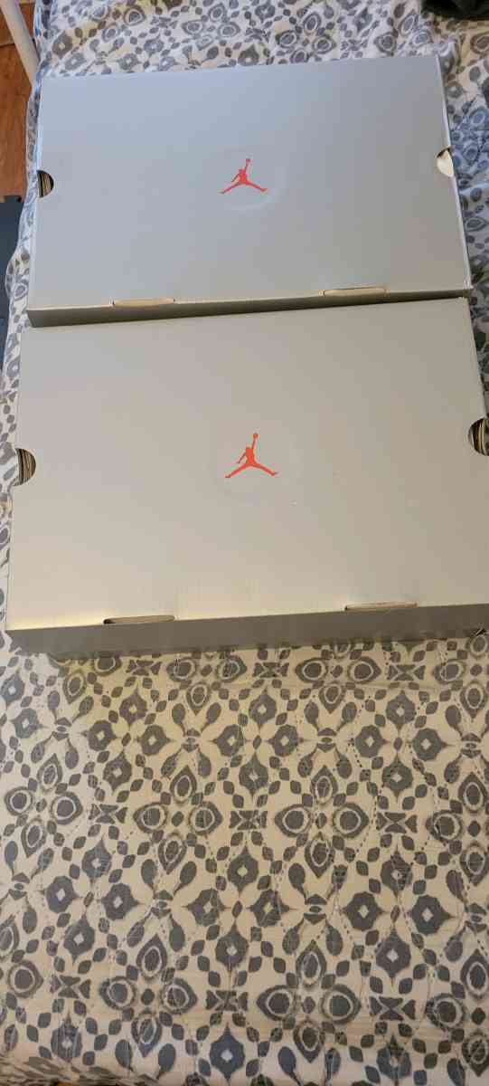 Ferrari 14 jordans - Brooklyn, New York - FleaMarketBay